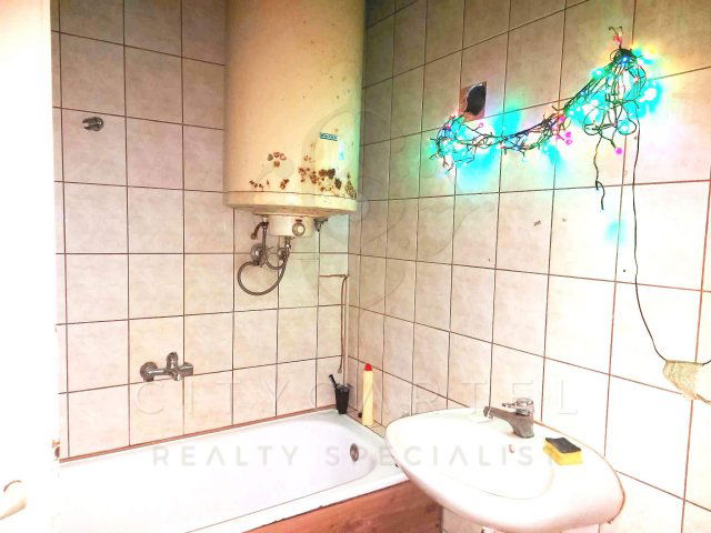 Eladó családi ház, Dunaföldváron 28.5 M Ft, 3 szobás