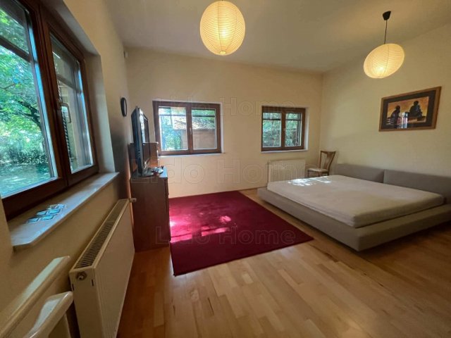 Eladó családi ház, Zamárdiban 150 M Ft, 3 szobás