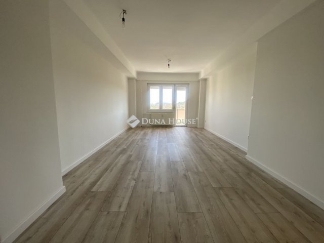 Eladó téglalakás, Budapesten, III. kerületben 94.5 M Ft