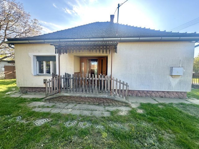 Eladó családi ház, Somogysárdon 18.99 M Ft, 3 szobás