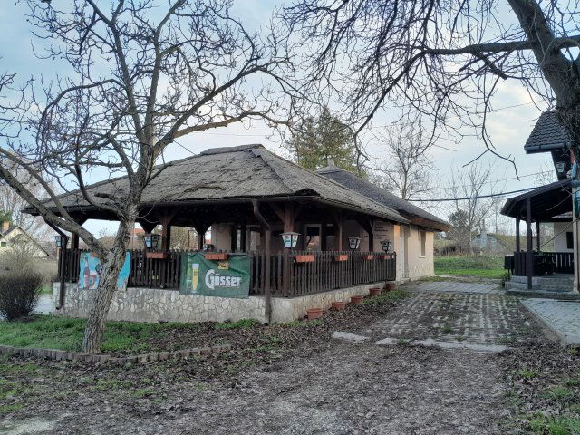 Eladó családi ház, Tökön 65 M Ft, 2 szobás