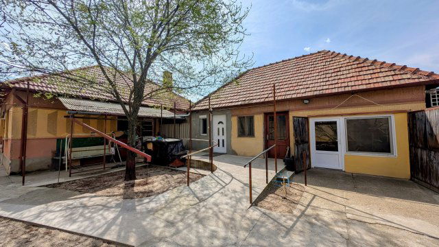 Eladó családi ház, Kecskeméten 55 M Ft, 4 szobás