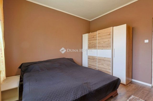 Eladó családi ház, Budapesten, XVI. kerületben 154.99 M Ft