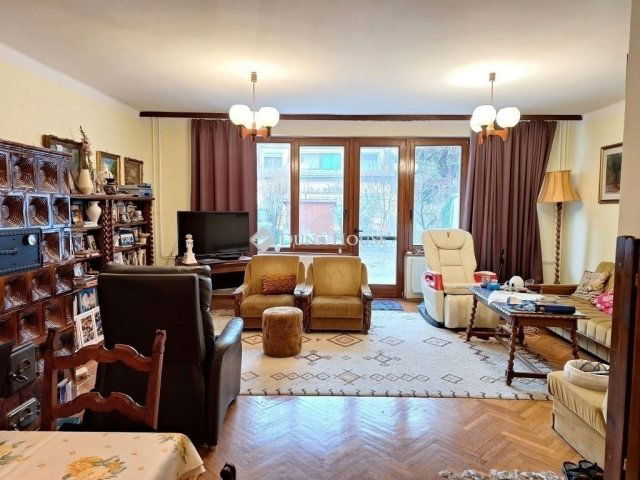 Eladó családi ház, Kecskeméten 79.9 M Ft, 5 szobás