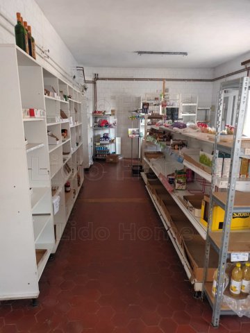 Eladó családi ház, Kislángon 78 M Ft, 8 szobás