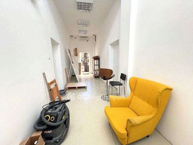 Kiadó ipari ingatlan, Budapesten, XXI. kerületben 150 E Ft / hó