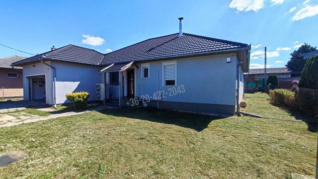 Eladó családi ház, Szigetszentmiklóson 144.9 M Ft, 6 szobás