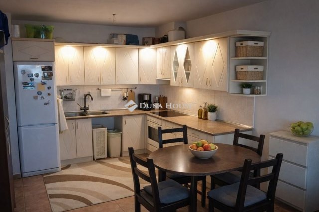 Eladó téglalakás, Budapesten, XVIII. kerületben 71.2 M Ft