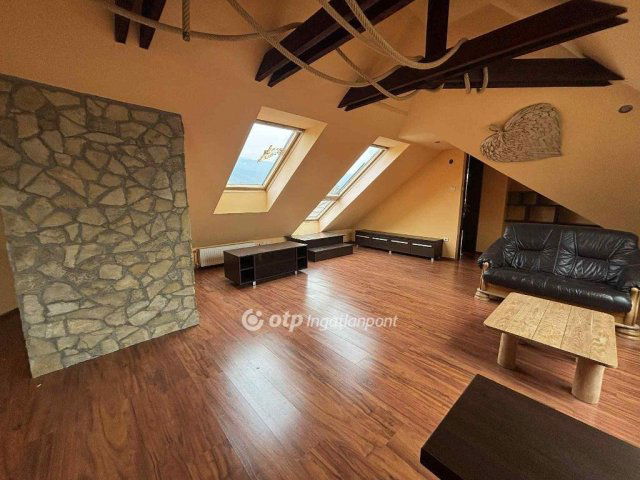 Eladó téglalakás, Miskolcon 59.9 M Ft, 5 szobás