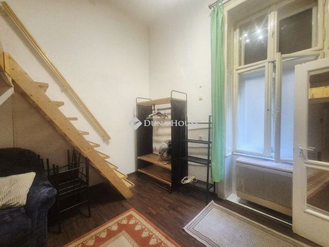 Kiadó téglalakás, albérlet, Budapesten, VII. kerületben