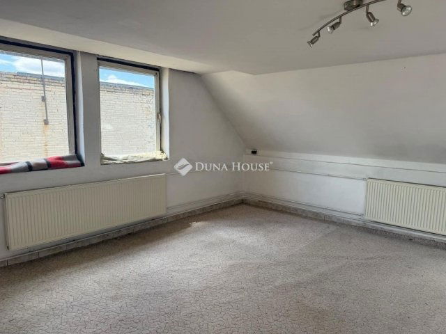 Eladó családi ház, Budapesten, XX. kerületben 147 M Ft