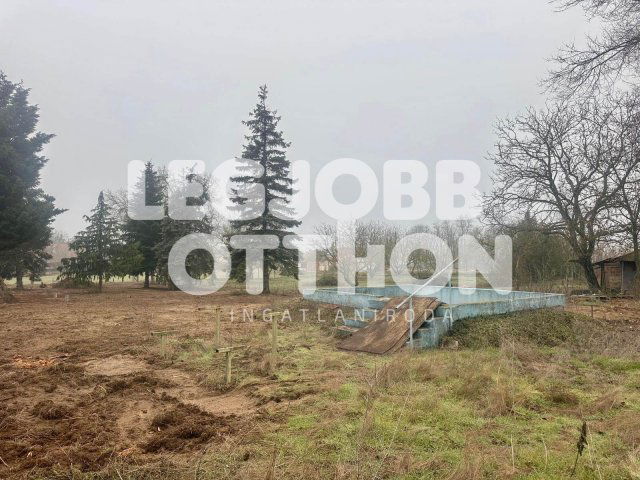 Eladó telek, Cegléden 5.9 M Ft / költözzbe.hu