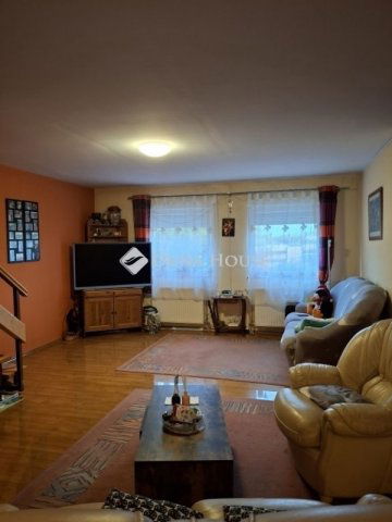 Eladó téglalakás, Budapesten, XX. kerületben 120 M Ft