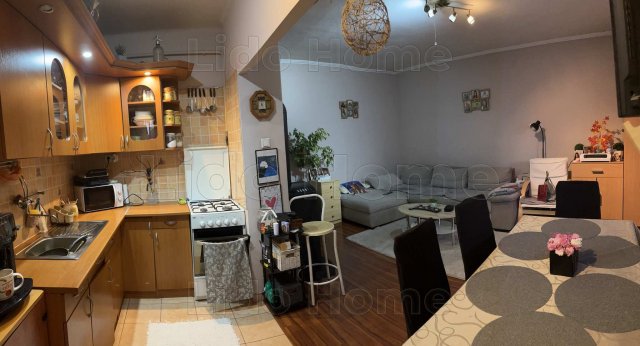 Eladó téglalakás, Siófokon 78 M Ft, 2+1 szobás