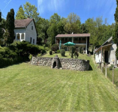 Eladó családi ház, Verőcén 75 M Ft, 3 szobás