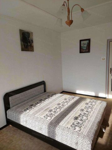 Eladó panellakás, Szolnokon 28.99 M Ft, 2 szobás
