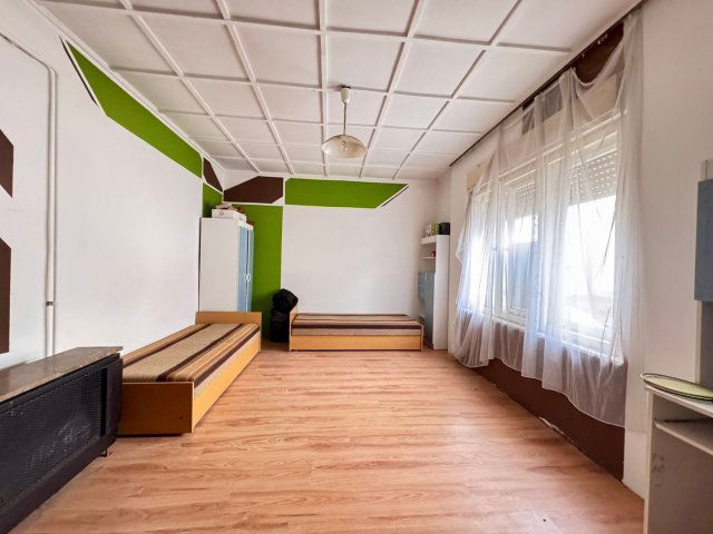 Eladó családi ház, Zalaegerszegen 39.999 M Ft, 3 szobás