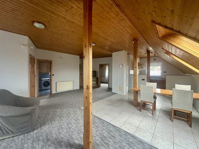 Eladó családi ház, Cserszegtomajon 132 M Ft, 6 szobás