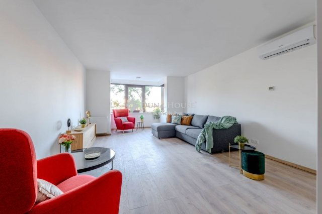 Eladó téglalakás, Budapesten, VI. kerületben 152.816 M Ft