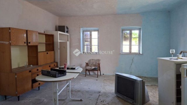 Eladó családi ház, Márokon 9.9 M Ft, 2 szobás