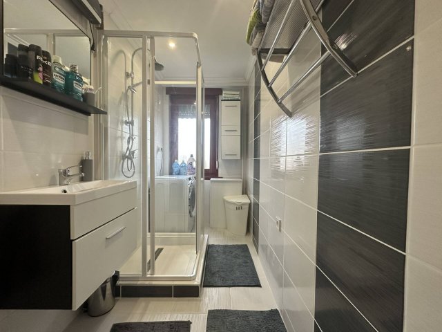 Eladó téglalakás, Sajószentpéteren 28 M Ft, 2 szobás