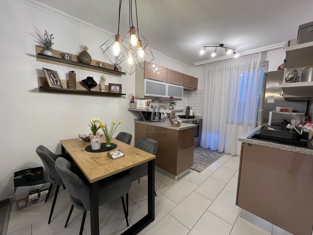 Eladó sorház, Debrecenben 113.9 M Ft, 3 szobás