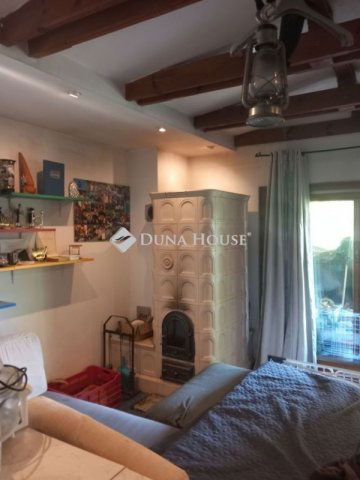 Eladó családi ház, Budakalászon 149 M Ft, 2 szobás