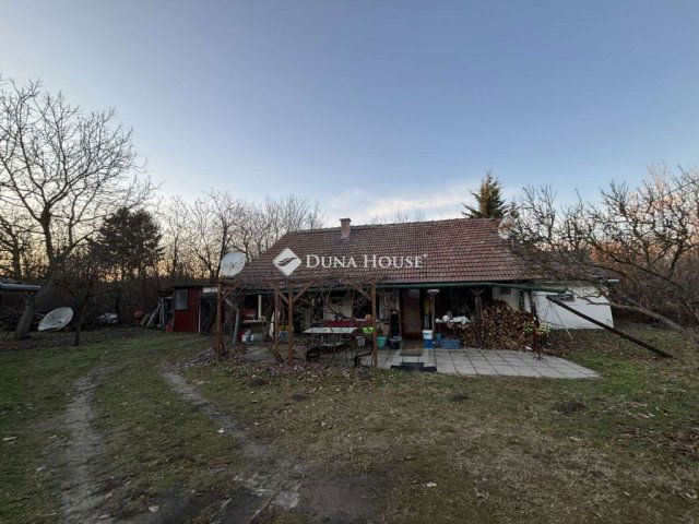 Eladó családi ház, Farmoson 11.9 M Ft, 3 szobás