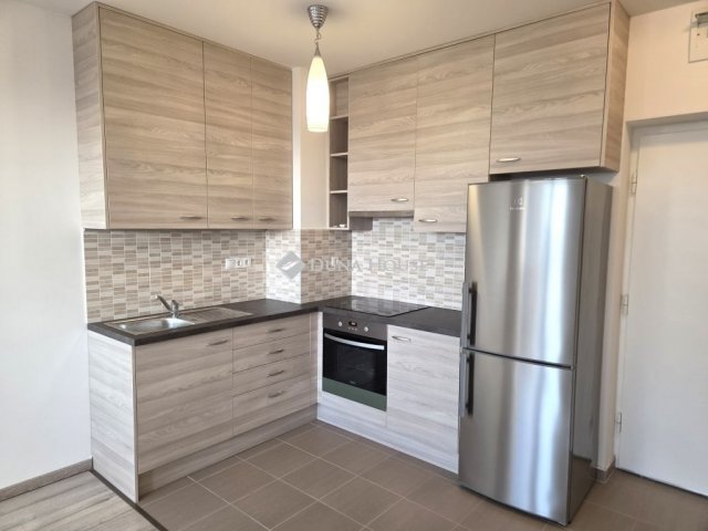 Eladó téglalakás, Budapesten, XI. kerületben 79 M Ft, 2 szobás