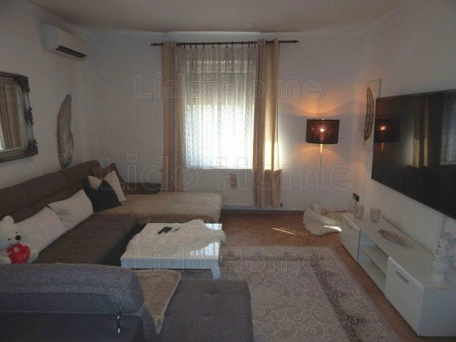 Eladó családi ház, Nagybajomban 39.9 M Ft, 2 szobás
