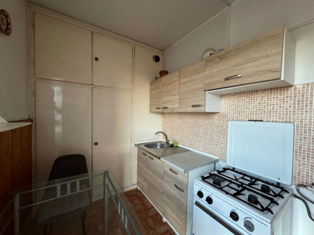 Eladó panellakás, Pécsett, Melinda utcában 35.9 M Ft, 2 szobás