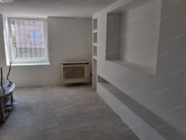 Eladó családi ház, Törökszentmiklóson 9.9 M Ft