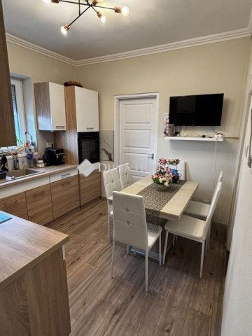 Eladó családi ház, Újlétán 26.9 M Ft, 2 szobás