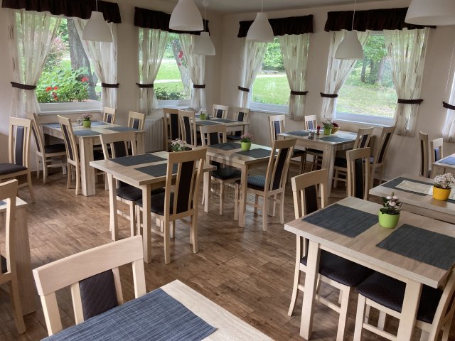 Eladó hotel, Pilisszentkereszten 850 M Ft / költözzbe.hu