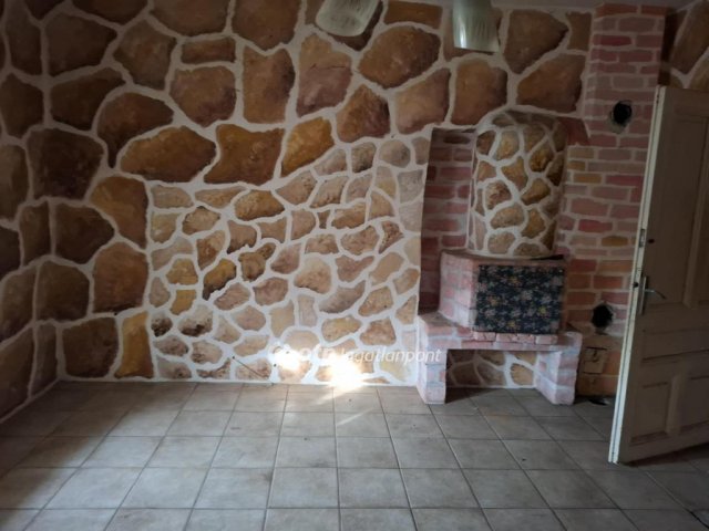 Eladó családi ház, Villányban 22 M Ft, 5 szobás