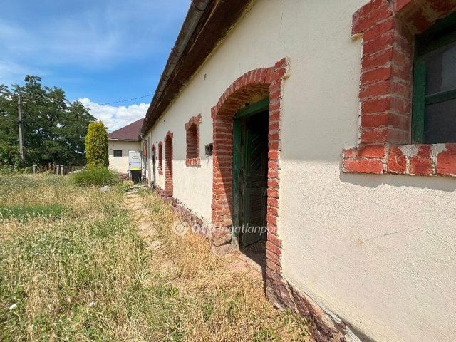 Eladó családi ház, Nagyberényen 19.5 M Ft, 2 szobás