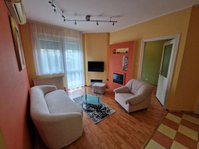 Kiadó téglalakás, albérlet, Kaposváron 180 E Ft / hó