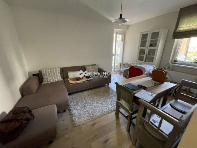 Kiadó téglalakás, albérlet, Kecskeméten 180 E Ft / hó