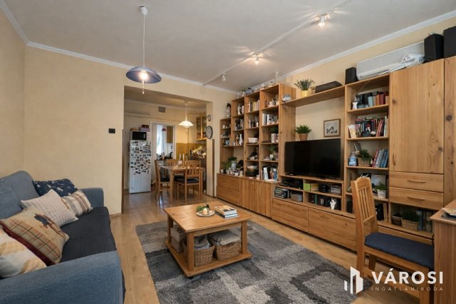 Eladó téglalakás, Békéscsabán 35.5 M Ft, 2+1 szobás