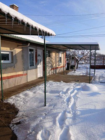 Eladó családi ház, Tiszaföldváron 15.4 M Ft, 2 szobás