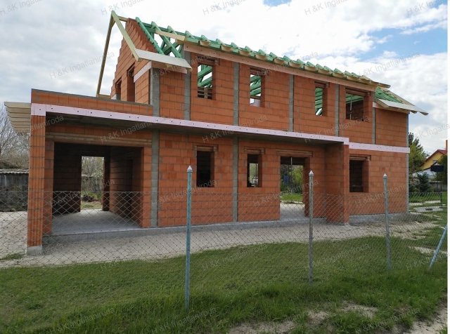Eladó családi ház, Gödön 178.5 M Ft, 5 szobás