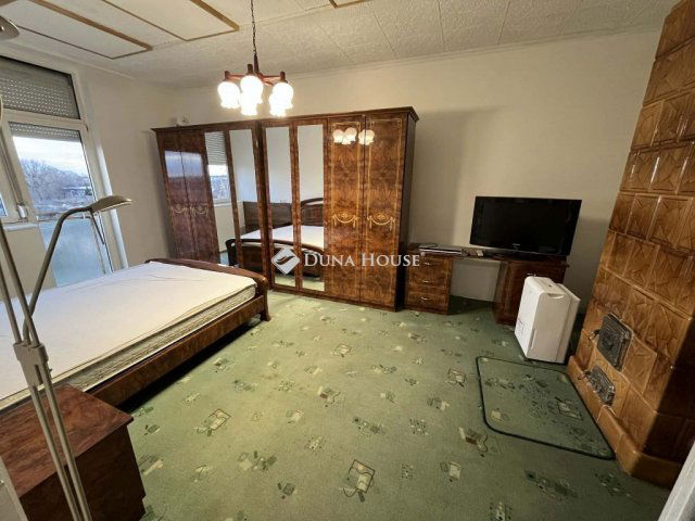 Eladó téglalakás, Mosonmagyaróváron 31.9 M Ft, 2 szobás