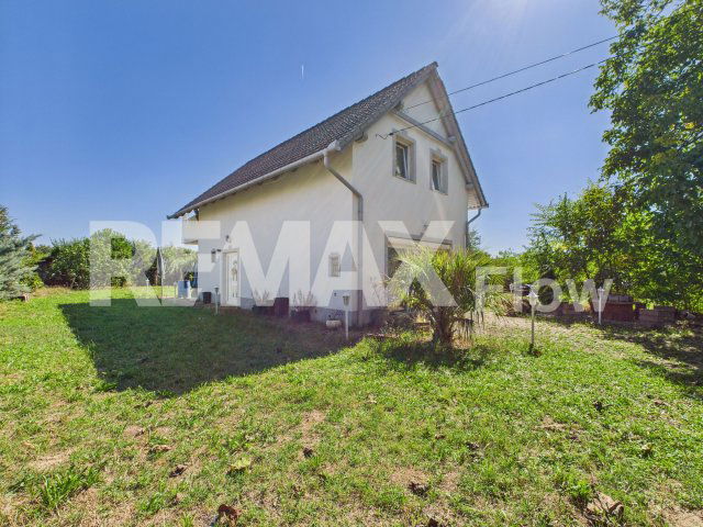 Eladó családi ház, Dunaszekcsőn, Petőfi utcában 34.99 M Ft