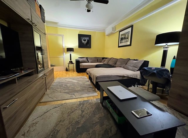 Eladó panellakás, Miskolcon 32.9 M Ft, 2 szobás