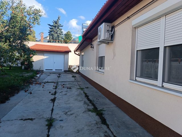 Eladó családi ház, Budapesten, XVIII. kerületben 99.9 M Ft