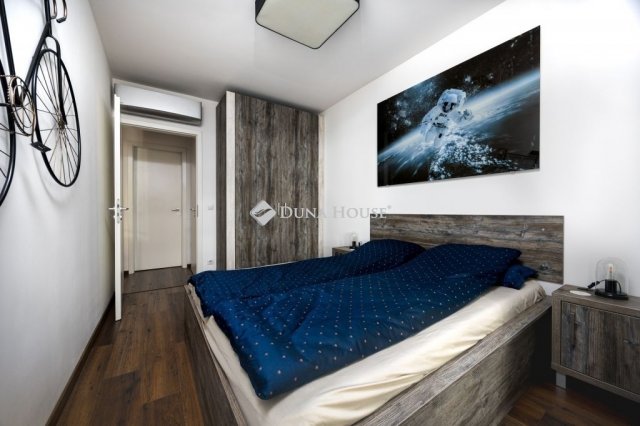 Eladó téglalakás, Budapesten, VIII. kerületben 99 M Ft, 2 szobás