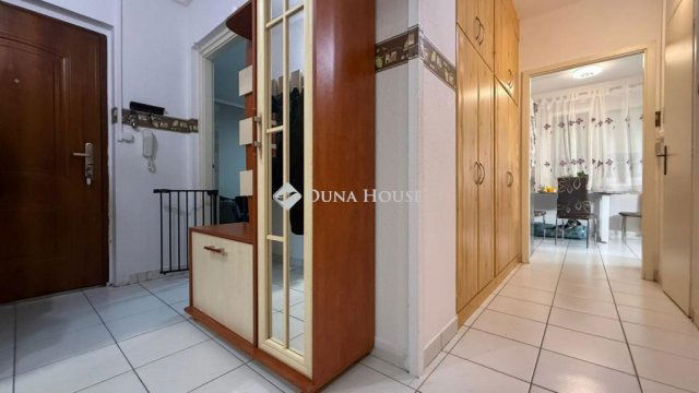 Eladó panellakás, Szombathelyen 46.9 M Ft, 1+2 szobás