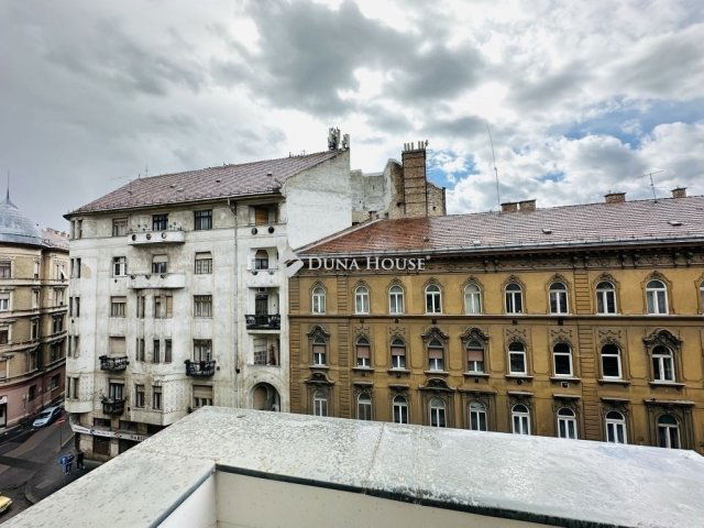 Eladó téglalakás, Budapesten, VIII. kerületben 109 M Ft