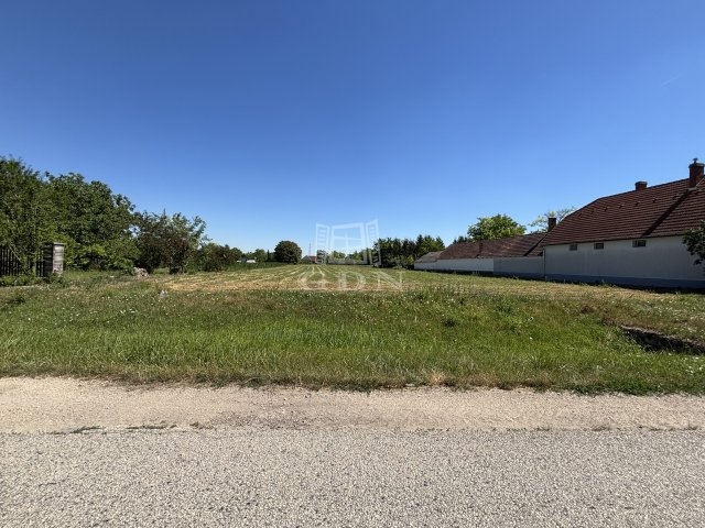 Eladó telek, Rétalapon 12.5 M Ft / költözzbe.hu