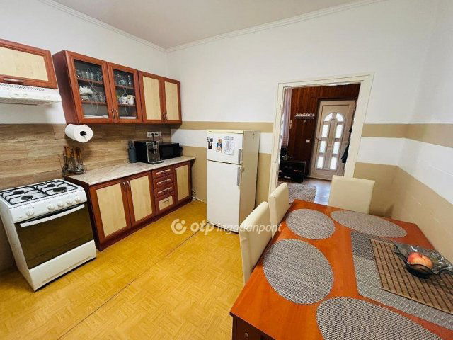 Eladó családi ház, Gávavencsellőn 14.9 M Ft, 2 szobás